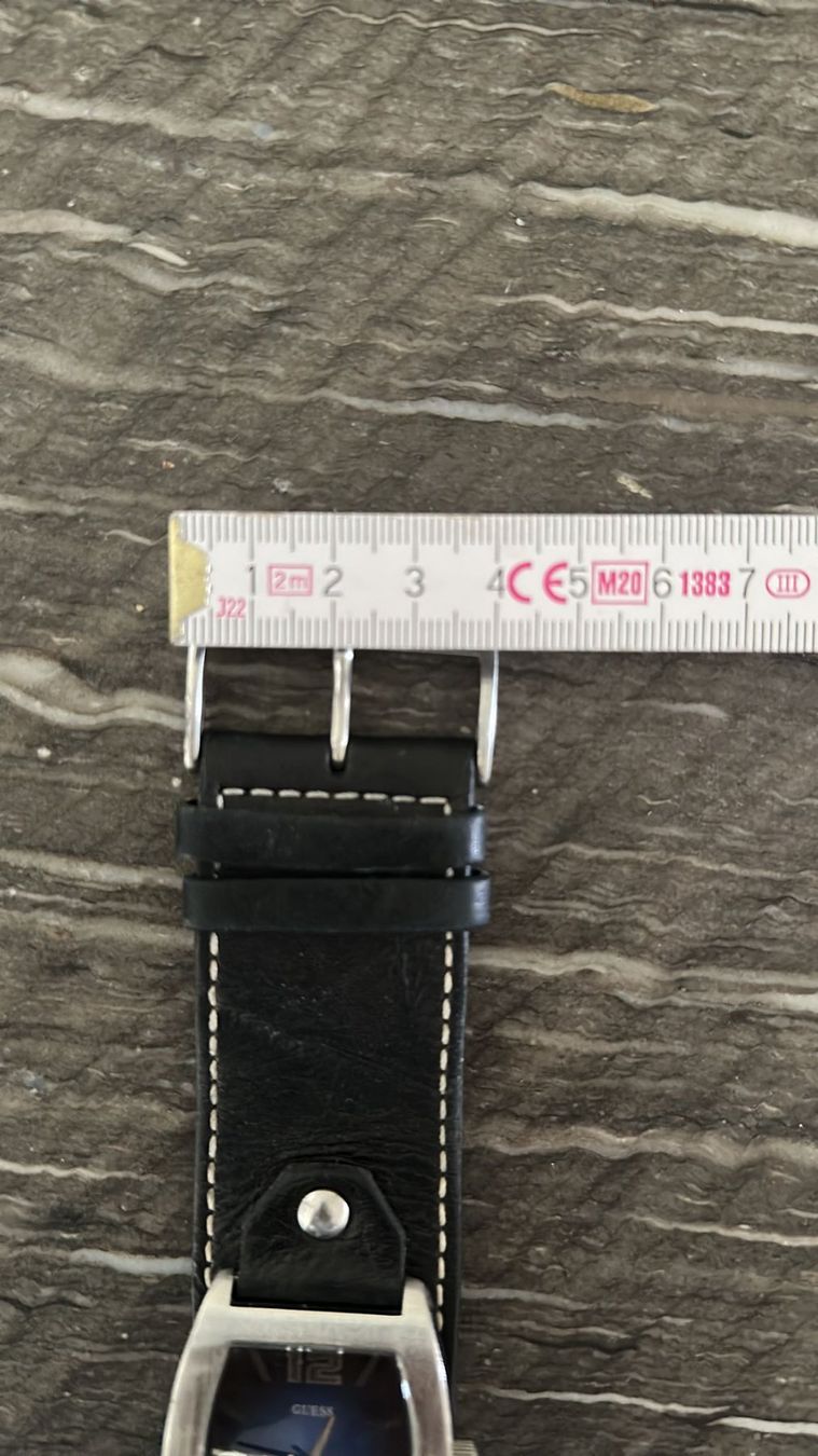 Guess Orologi: Guess Herren Armbanduhr – Usato da Salenstein venduto da Silly...0 2