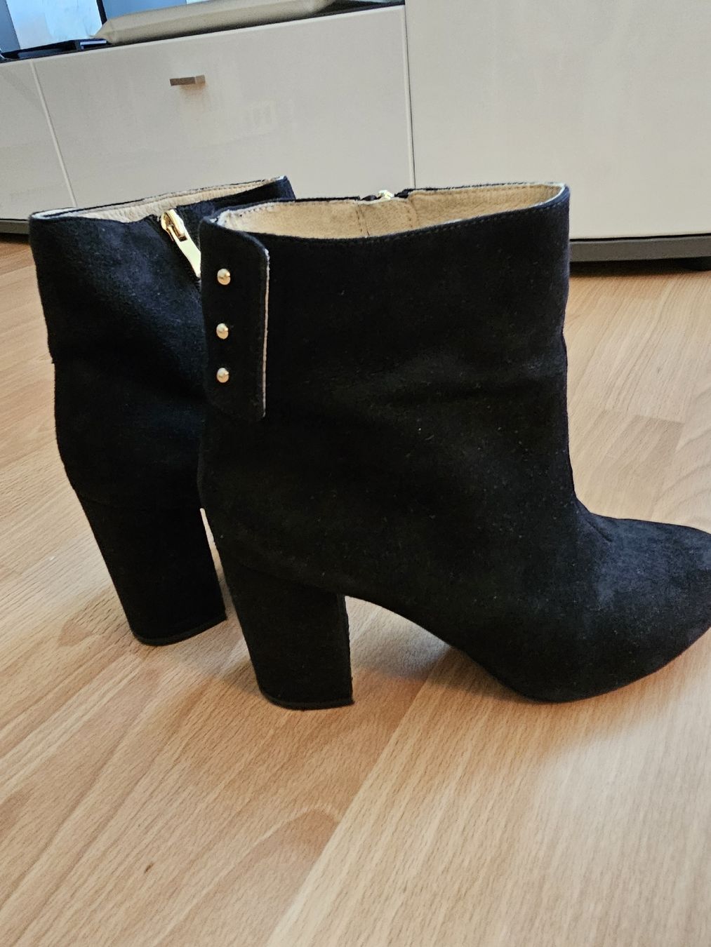 Damenschuhe: Stiefeletten in Schwarz, Echtleder, Grösse 40 – Gebraucht aus Wettswil von Alena.RR 3