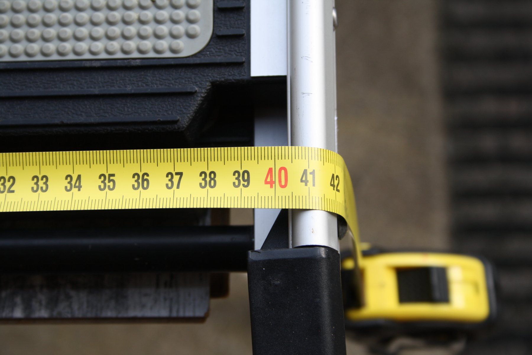 Gabbie, trasporto & Sicurezza: HUNDERAMPE LUXUSMODELL – Usato da Wauwil venduto da Pneuedy 7