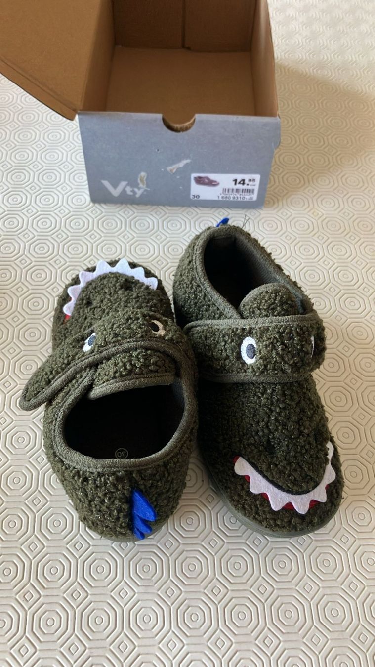 Scarpe per ragazzi: Pantofole nuove n.30 – Nuovo e nell'imballaggio originale da Melano venduto da H-Sara