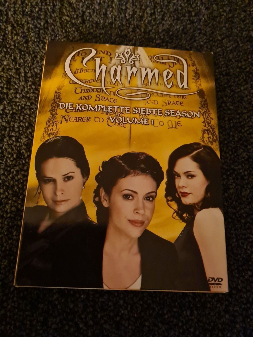 Tutti i DVDs: CHARMED STAFFEL 7 VOL.1 – Usato da Ruswil venduto da jan_bxl5