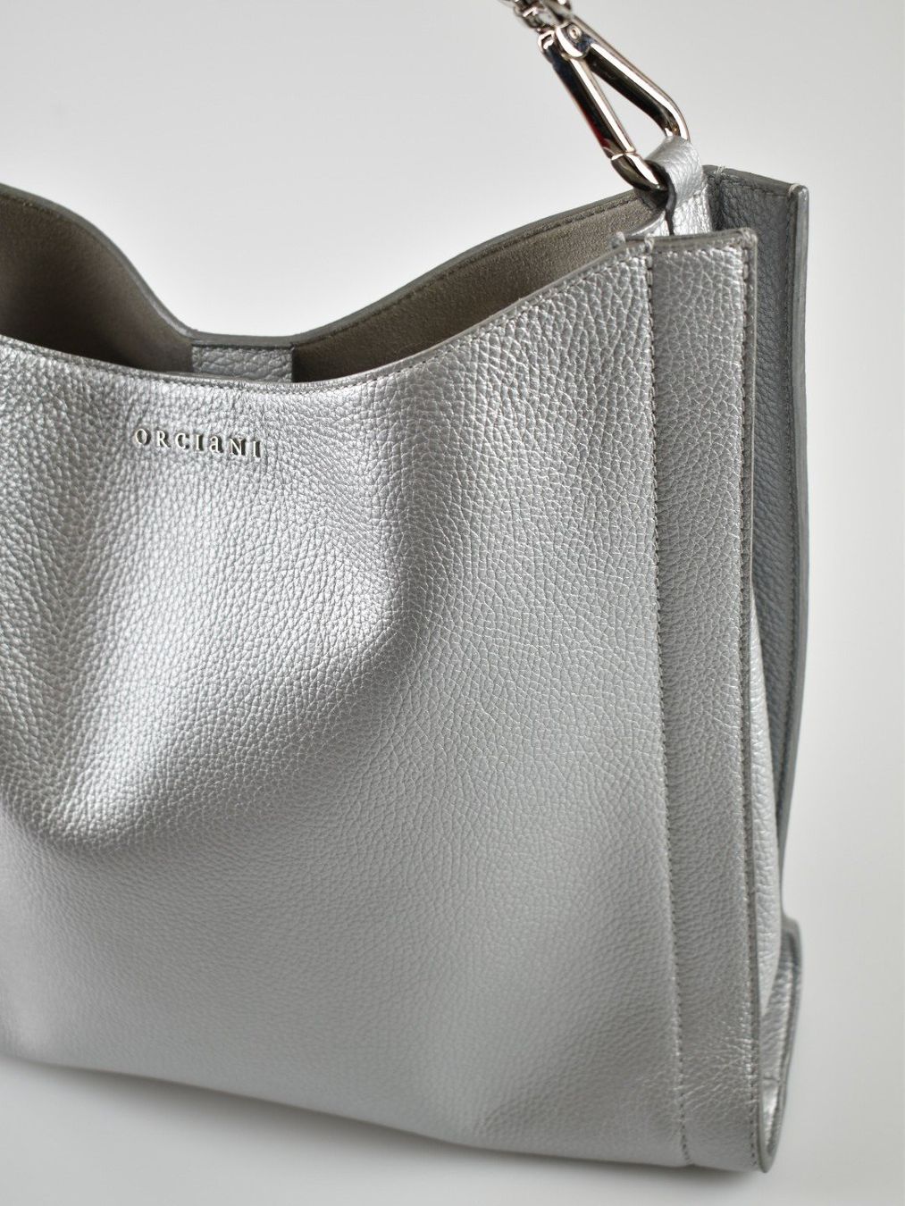Orciani Borse da donna: Orciani Tasche, silber, soft Leder – Usato da Nürensdorf venduto da 2ND_STORY 4