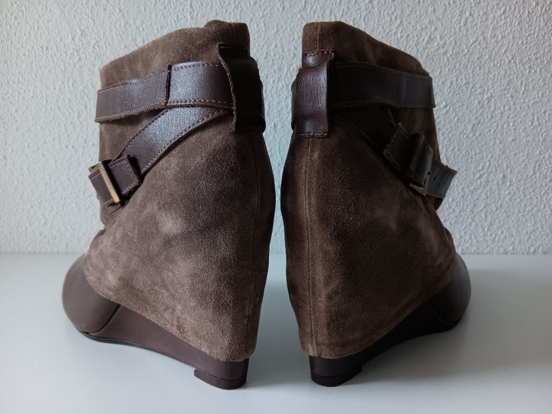 Scarpe da donna: LA SCARPA Bottines / Stiefeletten pointure / Nummer 40 – Usato da Cossonay-ville venduto da Super-Price-Quality 5