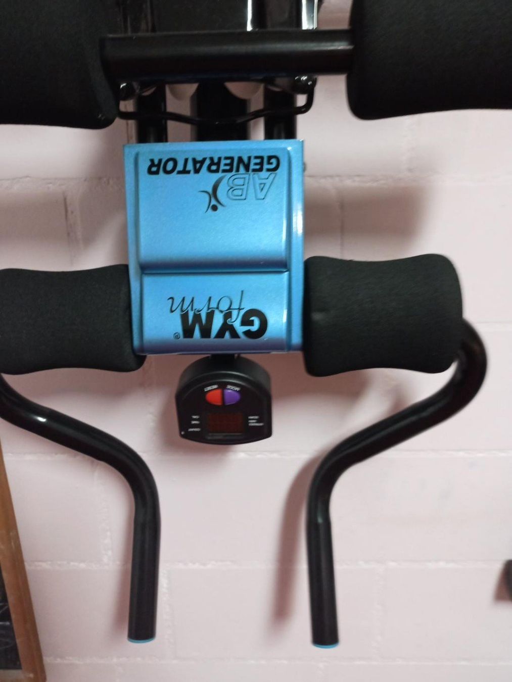 Vélos d'appartement: Gymform AB Generator Bauchtrainer, klappbar, mit Computer – D'occasion à Fislisbach par R.C.Jann 2