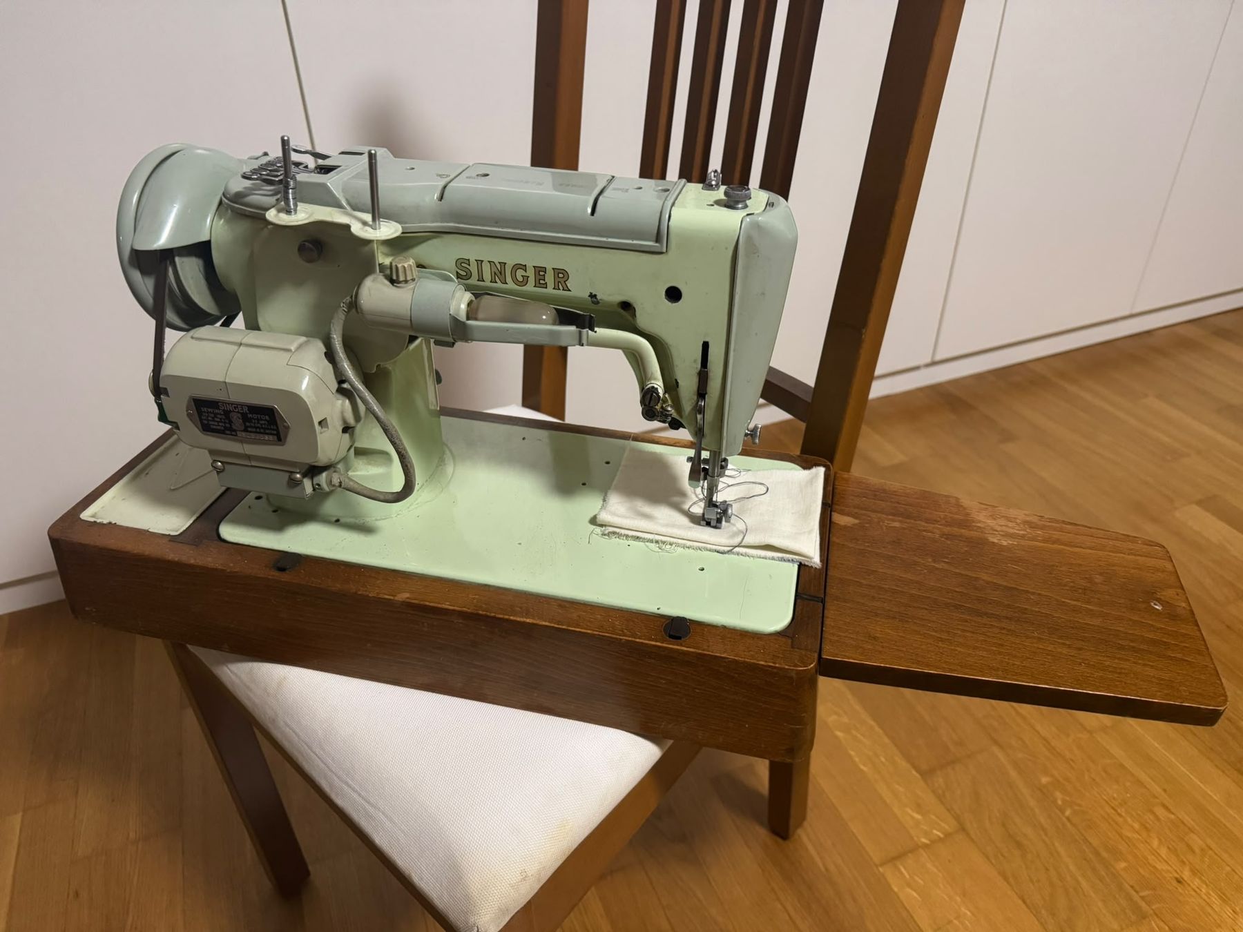 Singer Nähmaschinen: Singer Nähmaschine – Gebraucht aus Urdorf von robinson80 1