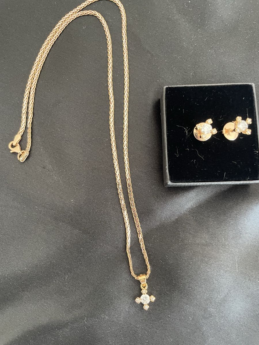 Catenine: Brillant/ Goldschmuck mit Gutachten – Nuovo e nell'imballaggio originale da Rüti ZH venduto da kar_xx9l 8