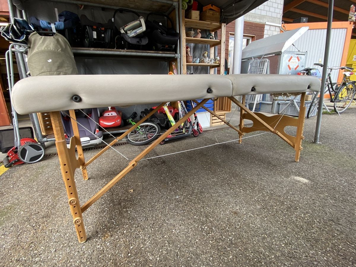 Liegen & Liegestühle: Massageliege klappbar – Gebraucht aus Glattbrugg von Pischte.Brockenhaus 3