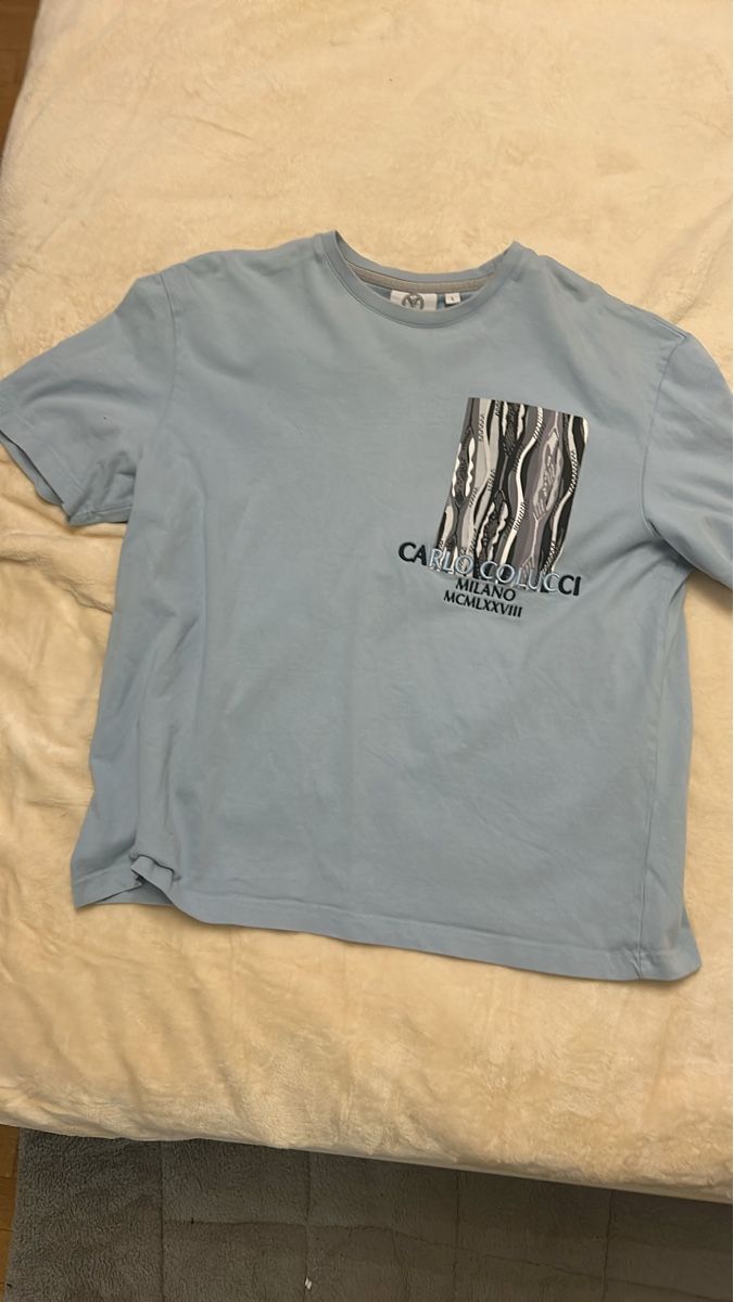 T-shirt: CARLO COLUCCI – Nuovo (secondo la descrizione) da Rorschach venduto da Moonnight1963