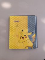 Pokémon Album mit insgesamt 80 Sammelkarten
