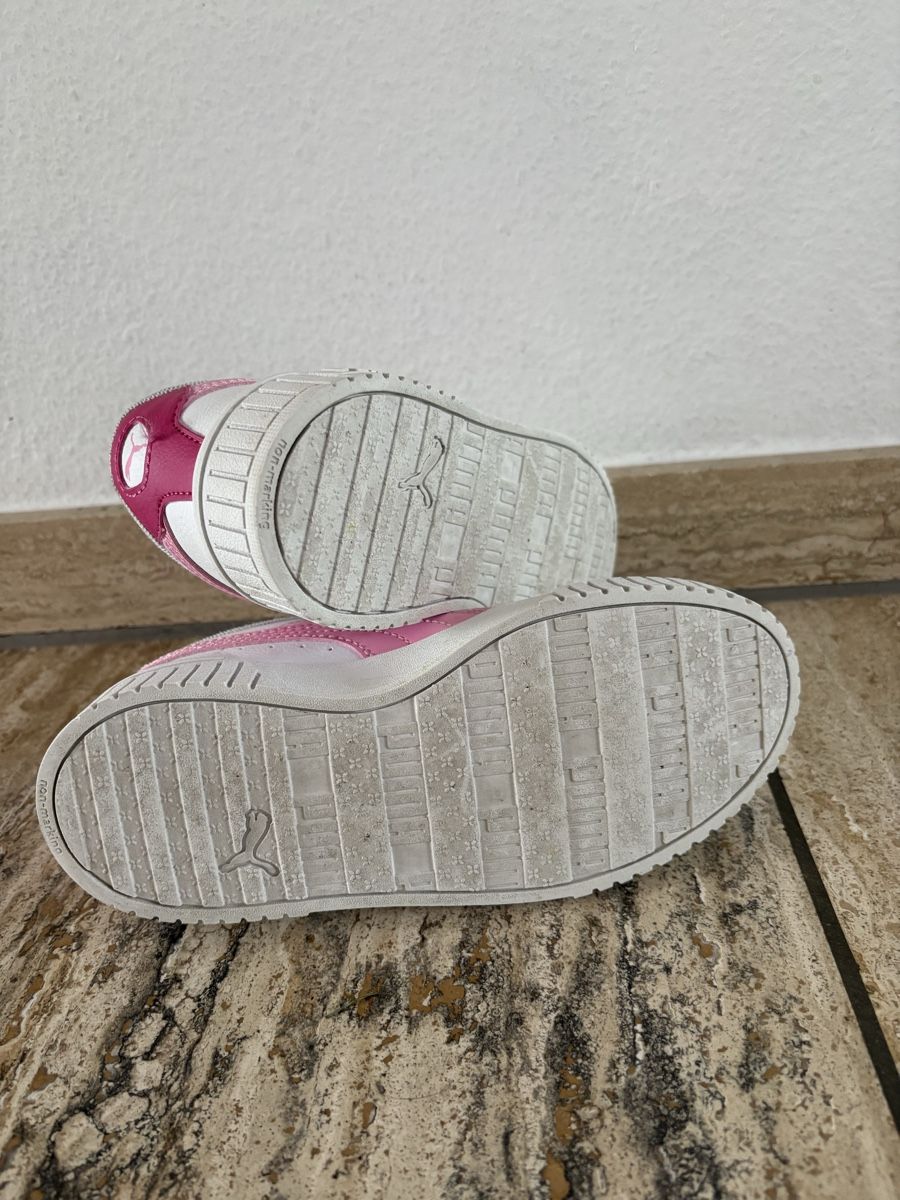 Puma Schuhe für Mädchen: Puma Sneaker Gr.33 – Gebraucht aus Nürensdorf von Yellowstone09 5