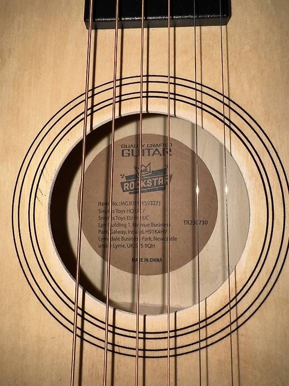 Musikinstrumente: JNR Rockstar MG301 Kinder-/Einsteigergitarre – Gebraucht aus Binningen von movalo 4