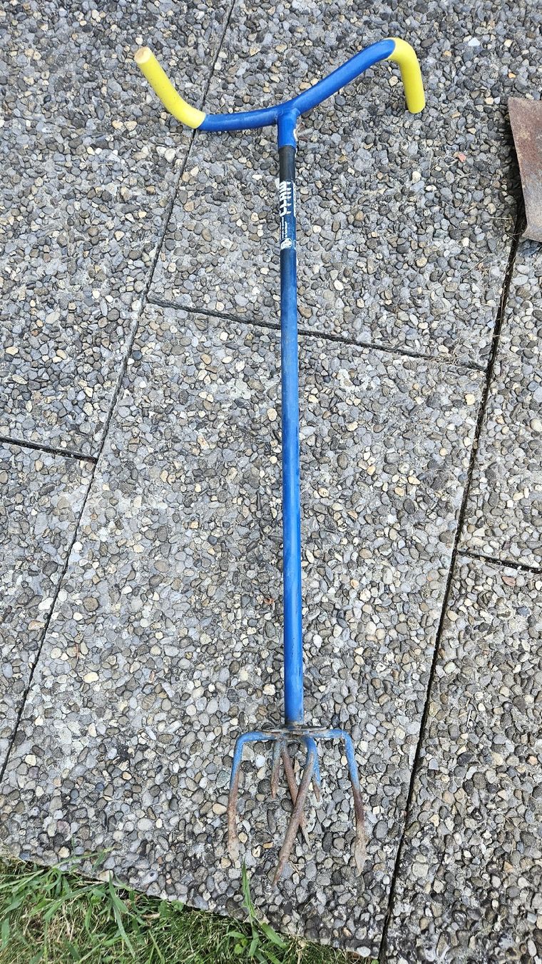 Tutti gli attrezzi: Gartenkralle – Usato da Bern venduto da Nikita211