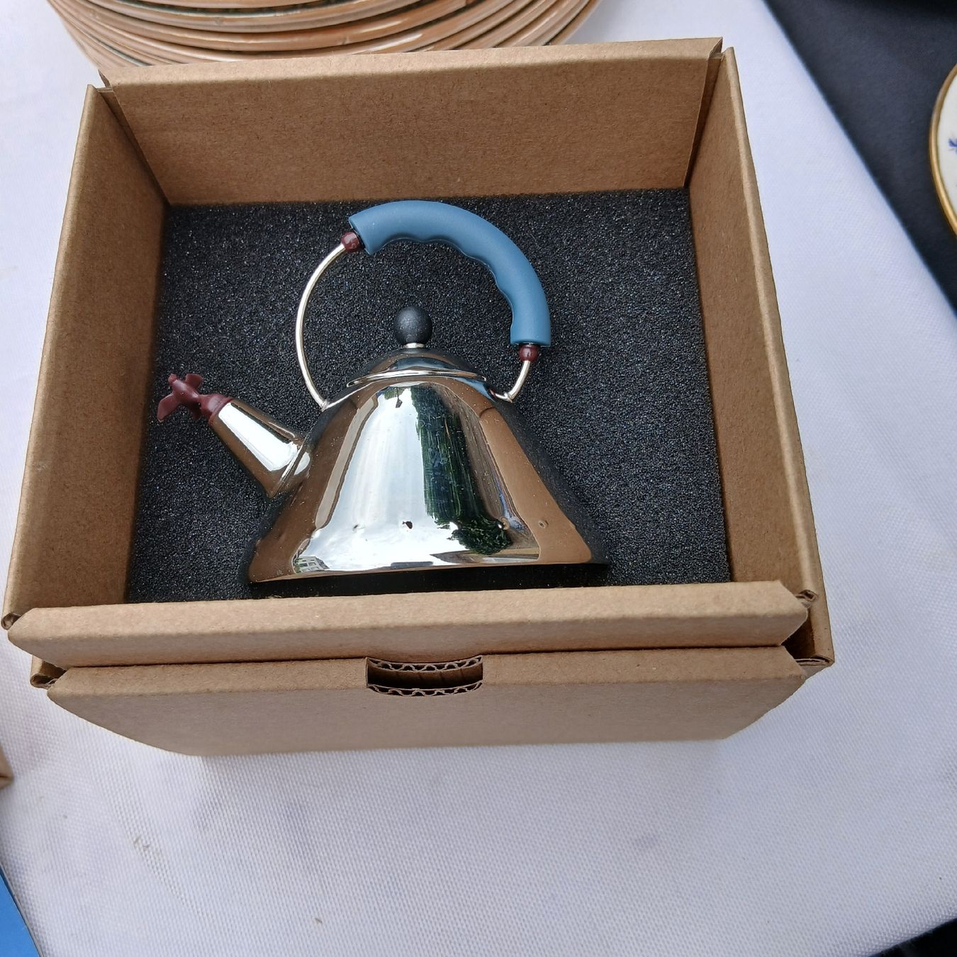 Alessi Toutes les décorations: ALESSI pour collectionneur 2 Miniatures  – Neuf avec emballage d'origine à LE MONT-SUR-LAUSANNE par CHOCO04