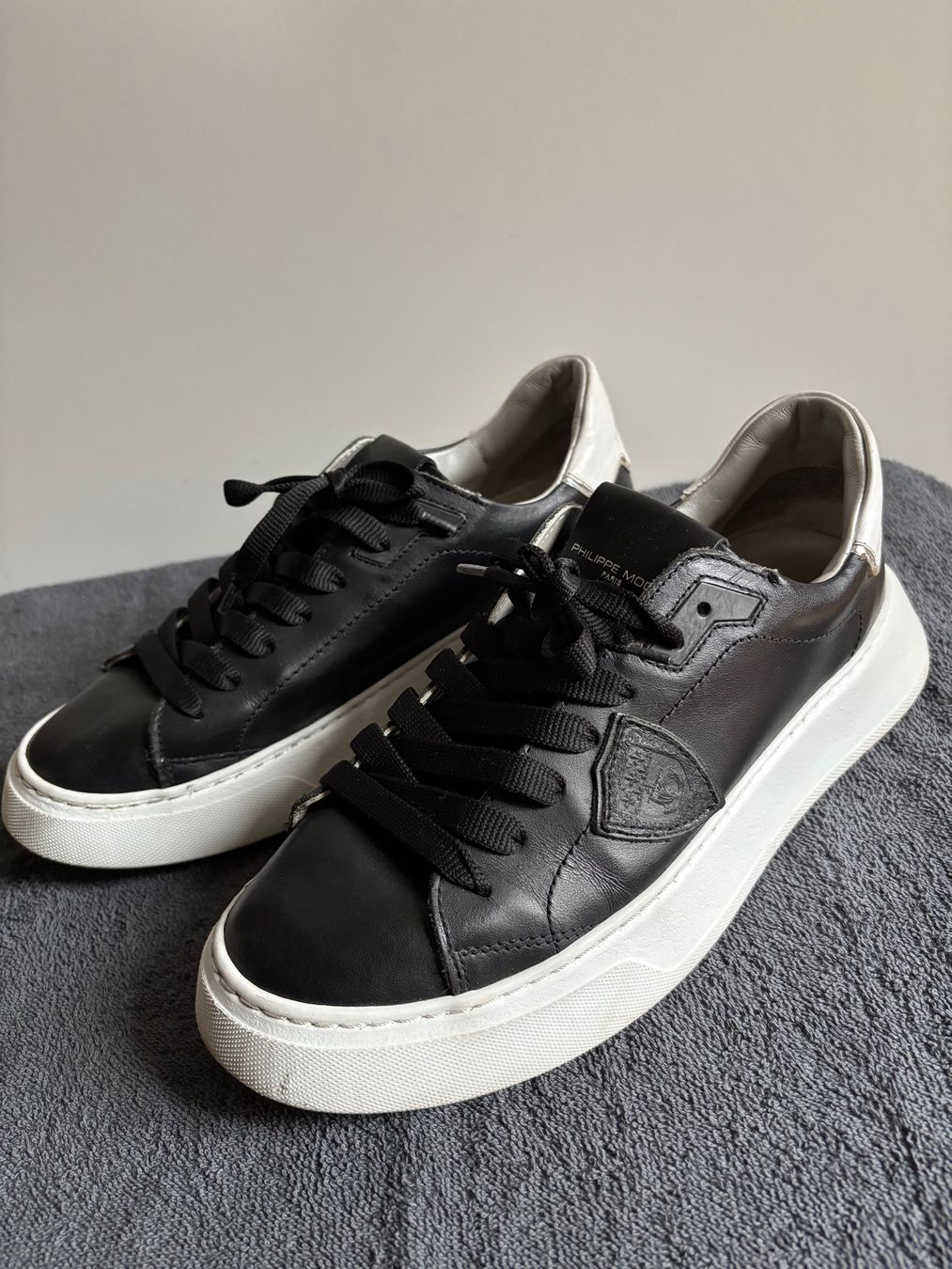Scarpe da uomo: Philippe Model Sneaker Gr. 40 – Usato da Luzern venduto da luzern.secondhand