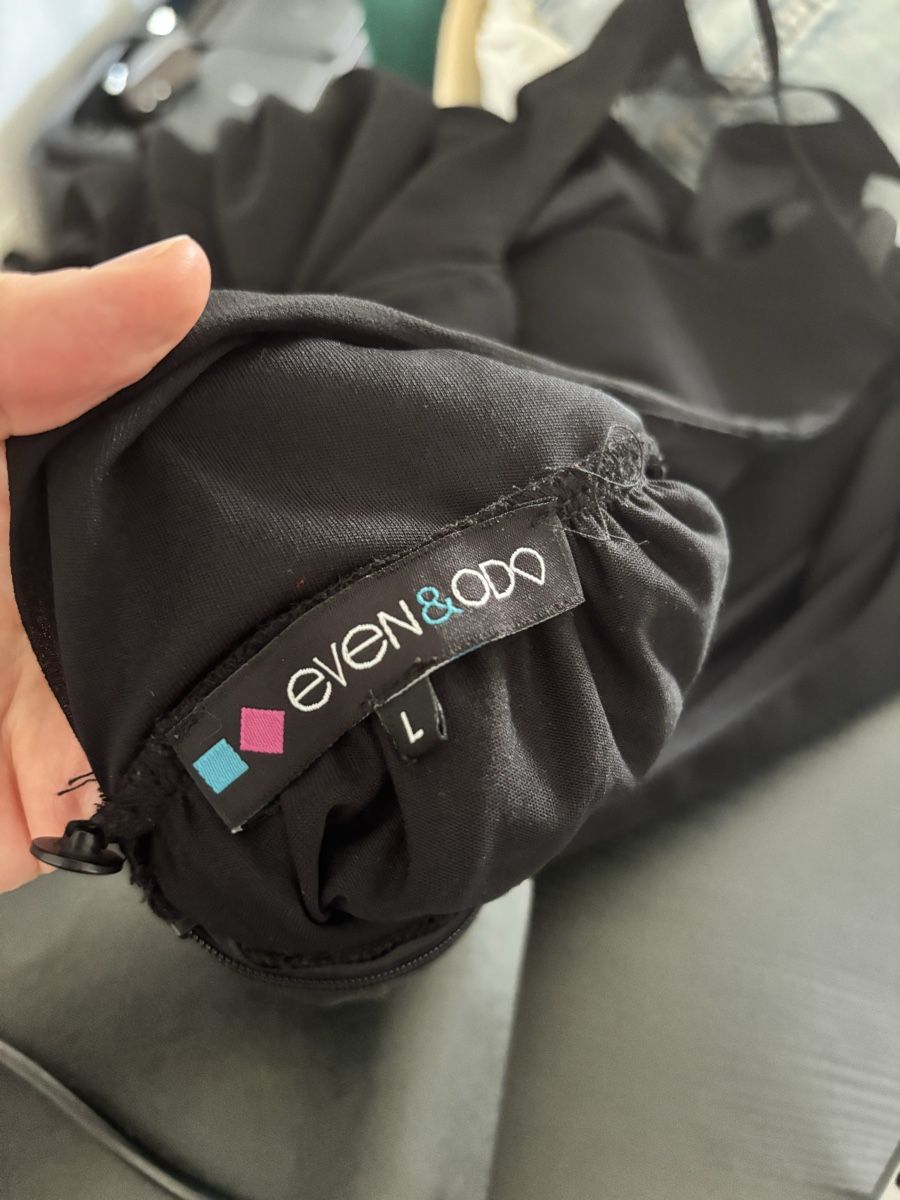 Vestiti: Vestito Even&Odd – Usato da Embrach venduto da arg_wy2k 1