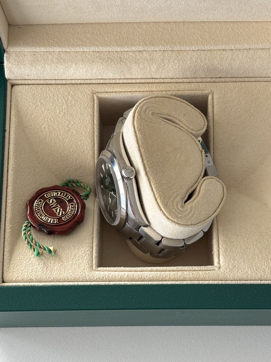 Rolex Orologi: Rolex Explorer 114270 FULL SET – Usato da Lugano venduto da miki_30 2