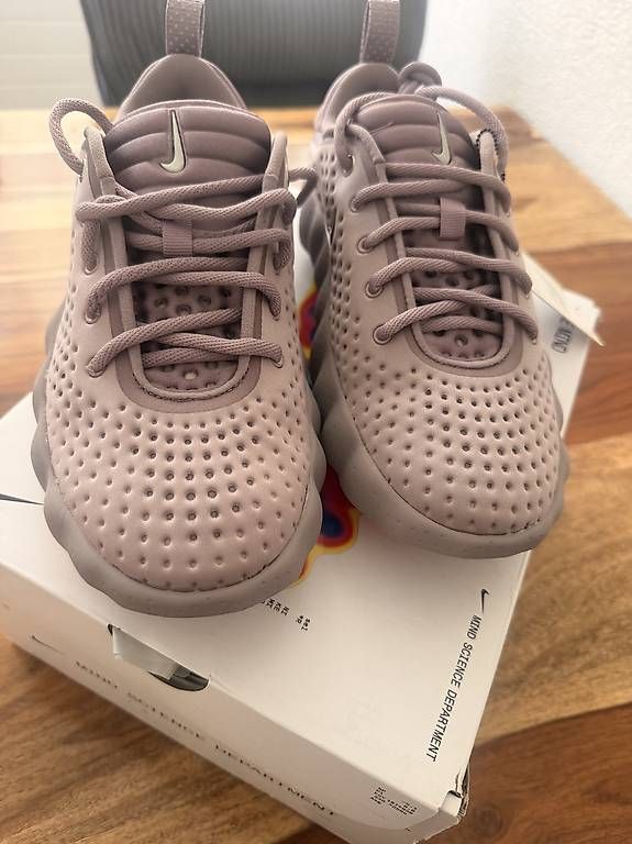 Nike Scarpe da donna: Nike Mind 002 light violett NEU / Grösse 39 – Nuovo e nell'imballaggio originale da Birsfelden venduto da jli_t8rq 1