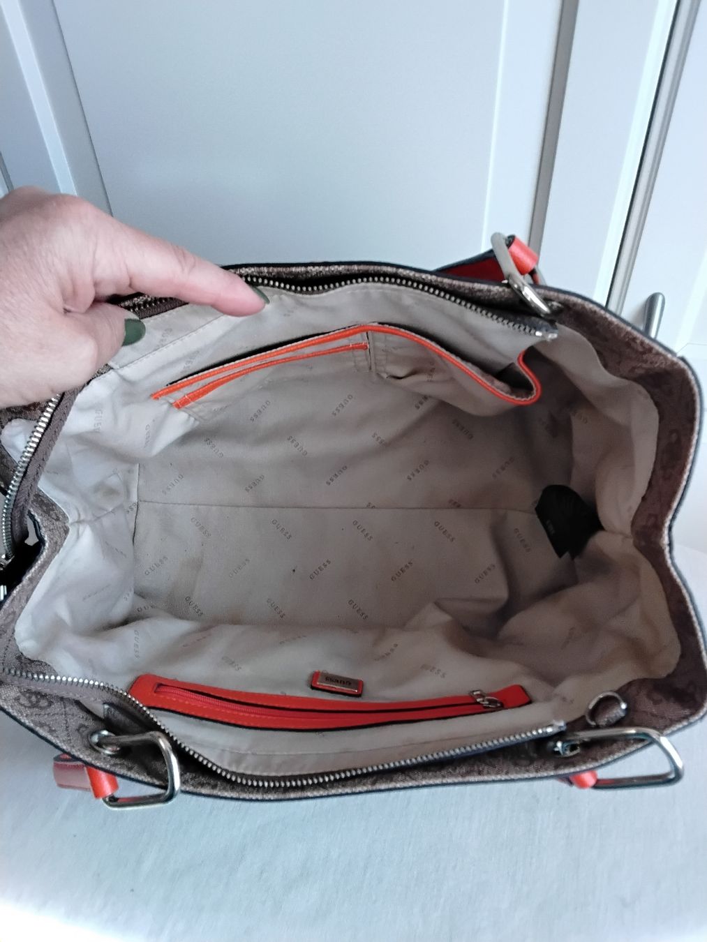 Guess Borse da donna: Guess Tasche – Usato da Fey venduto da ladamedunil 5