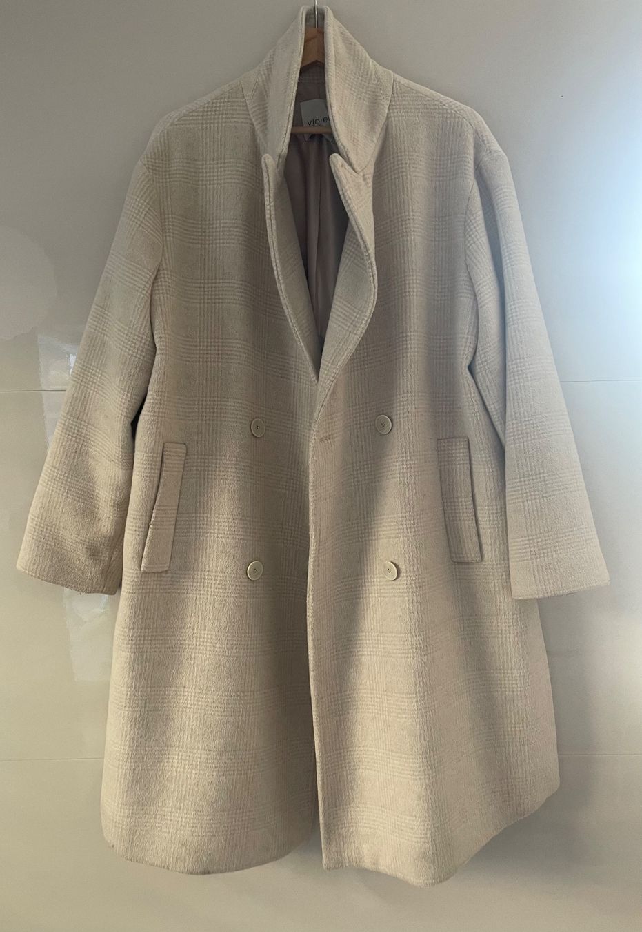 Mäntel: Violeta by Mango: Kurzmantel Beige – Gebraucht aus Horgen von penjoat13