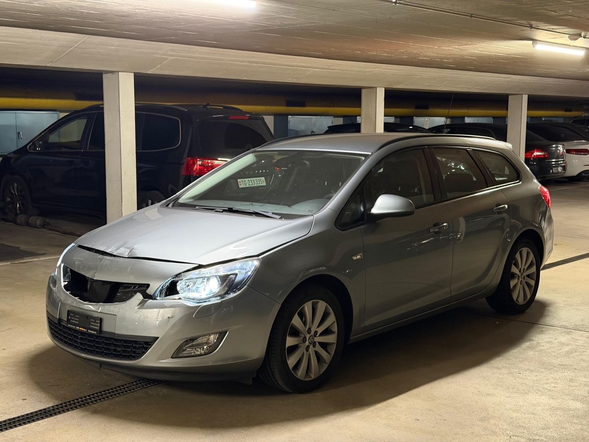 Opel Automobili: OPEL Astra J 16 Kombi – Usato da Winterthur venduto da F.M_mili 6