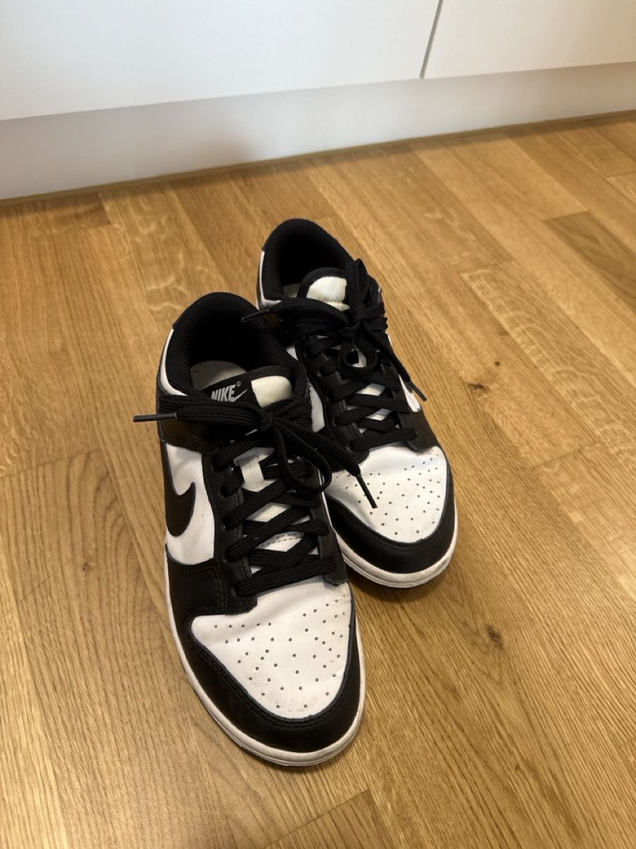 Nike Scarpe da donna: Schuhe – Usato da Glis venduto da slavkomajic 1