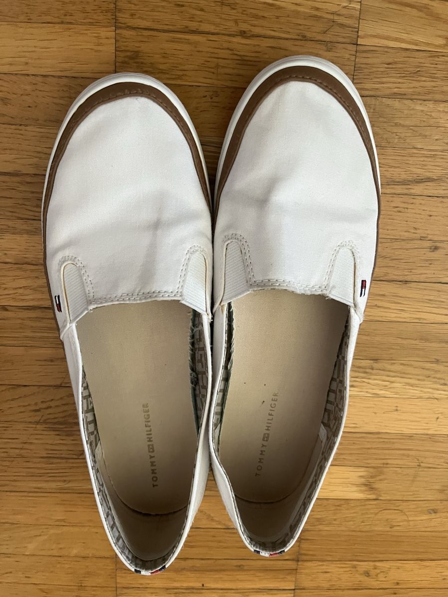 Damenschuhe: TH chaussures  – Gebraucht aus Versoix von ste_9jdv