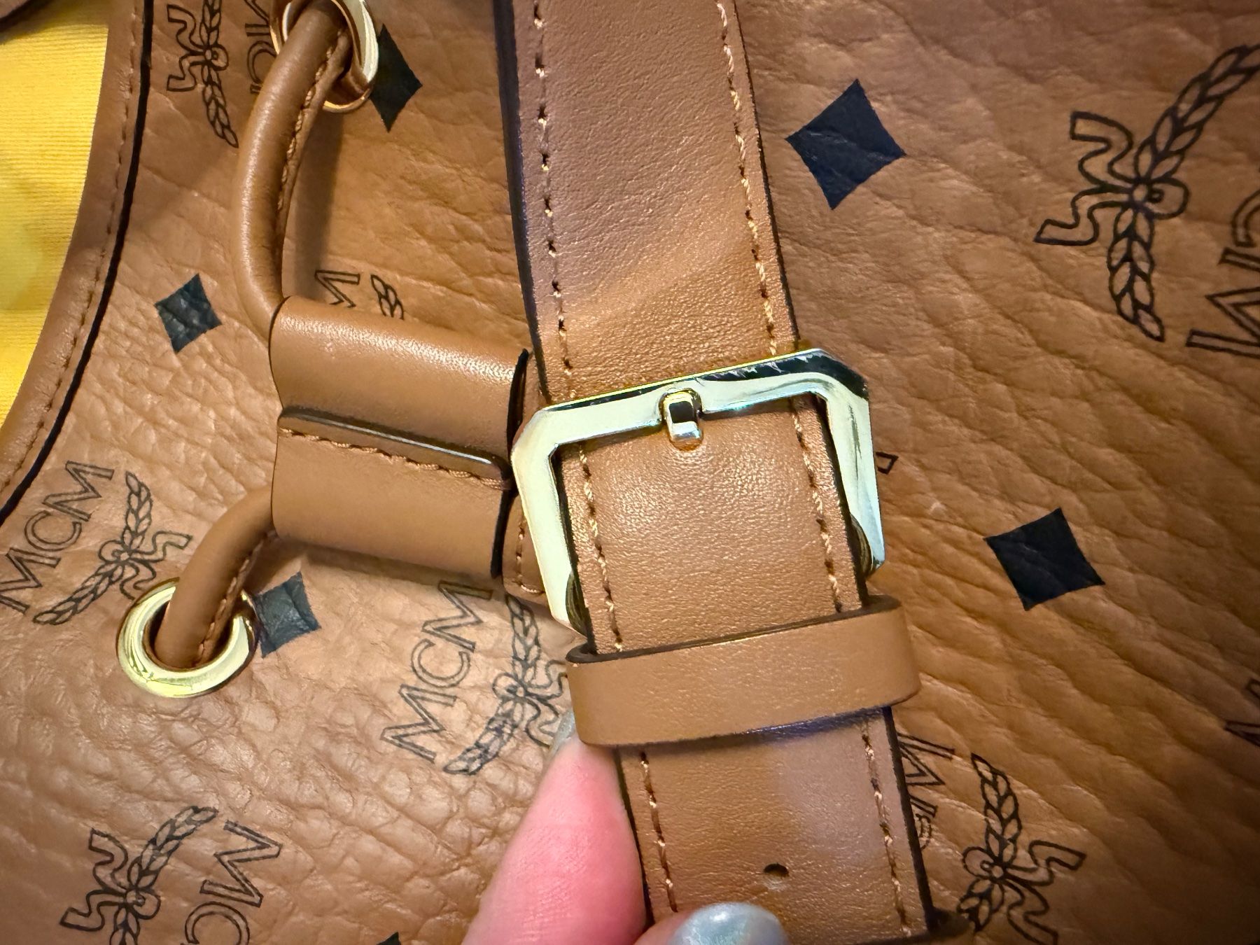 Mcm Borse da donna: MCM Dessau Drawstring Beuteltasche Large – Nuovo (secondo la descrizione) da Bern venduto da kwa_pyt9 3