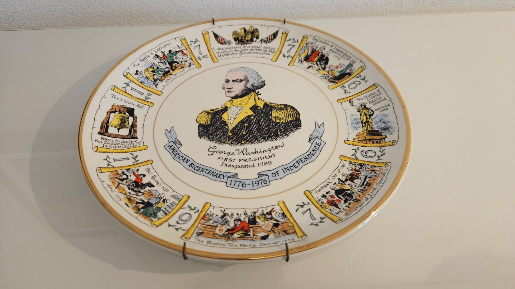 Piatti: Piatto da appendere George Washington – Usato da Melano venduto da H-Sara