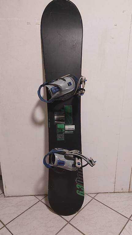 Nidecker Boards: Snowboard "Donuts" (Niedeken) – D'occasion à Koblenz par holz1971