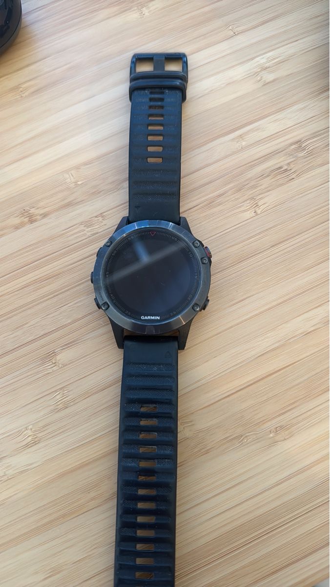 Garmin Smartwatch: Garmin Fenix 5 Smartwatch Black Used – Usato da Unterägeri venduto da mcv_wc2q