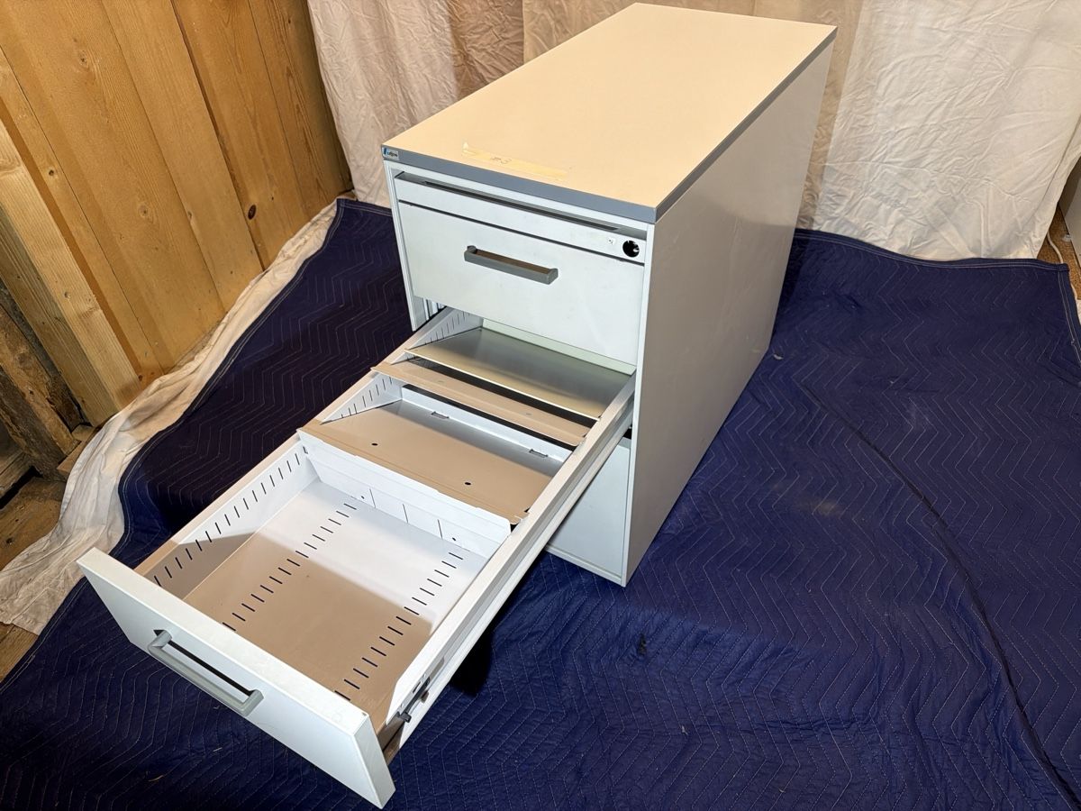 Lista Korpus: Lista Office Kopus abschliessbar #3 – Gebraucht aus Rehetobel von ZM81 3