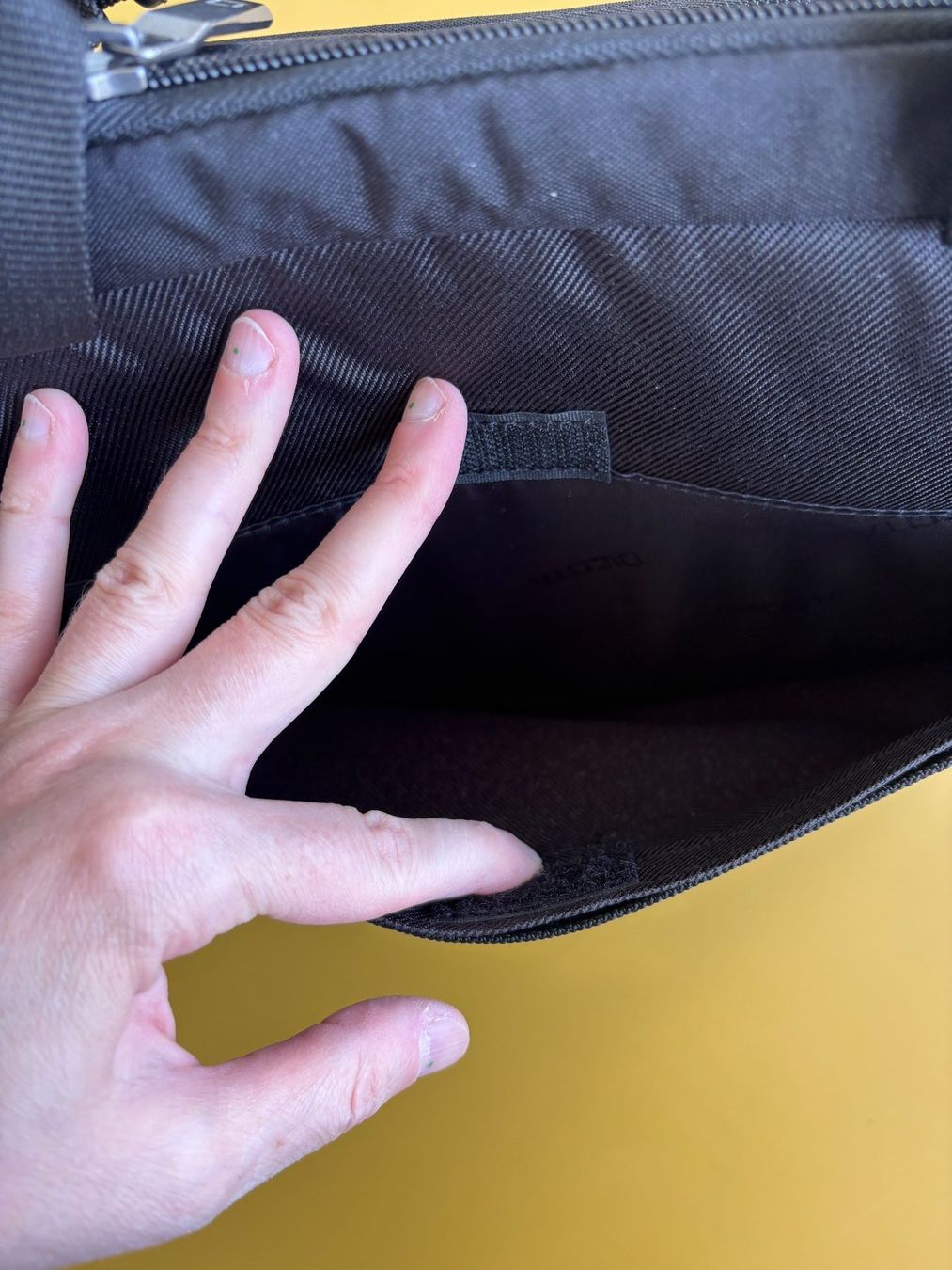 Sacs: DICOTA "ECO SLIM CASE SELECT" Laptoptasche – Neuf (Voir description) à Zürich par missmodernage 4