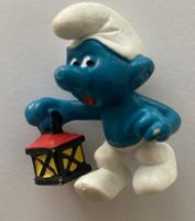 Schlumpf Wächter Figur mit Laterne Peyo W.Germany Vintage