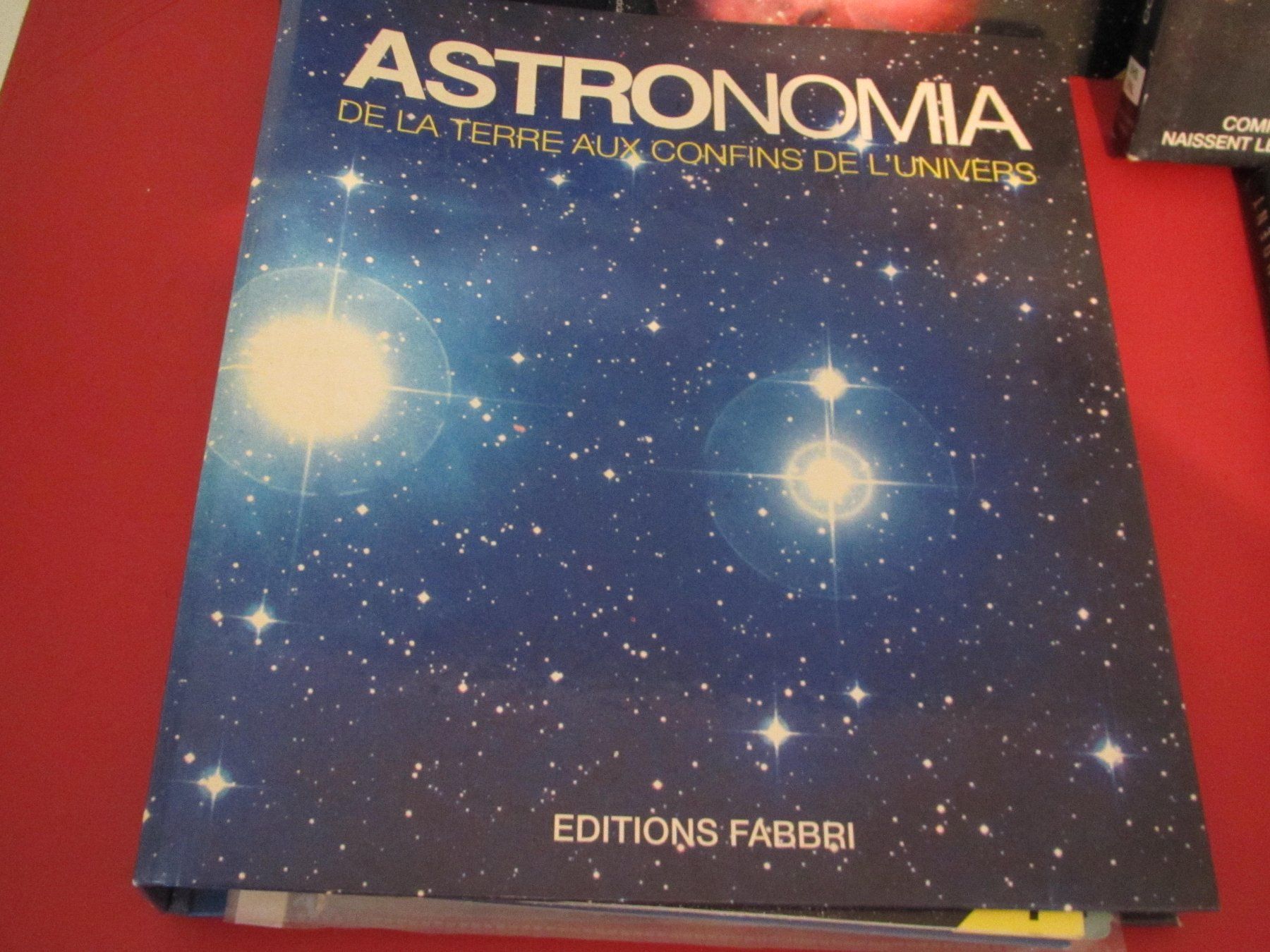 Libri: DOCUMENTATIONS SUR L'ASTRONOMIE – Usato da Murten venduto da Selliot 4