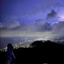 Profile image of laraaa_r