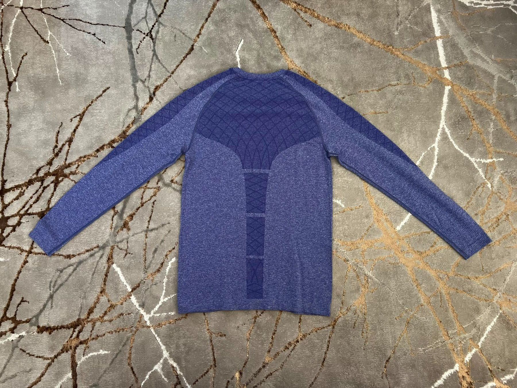 Gymshark T-shirt: GYMSHARK Devant Seamless Long Sleeve Purple Grösse M – Nuovo e nell'imballaggio originale da Bassersdorf venduto da marcelallok 1