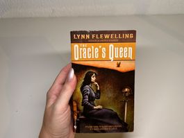 NOVEL: Lynn Flewelling, The Oracle's Queen