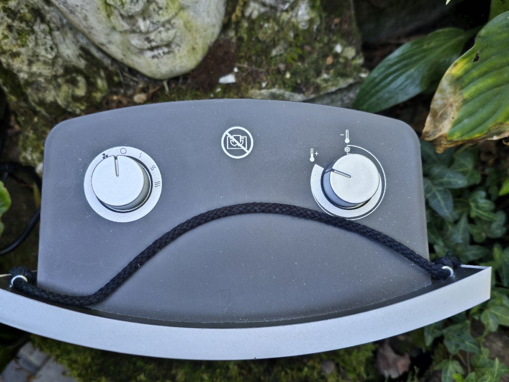 König Radiatori: Schnellheizer Koenig Como grau mit Originalverpackung – Usato da Walkringen venduto da Vanuca 2