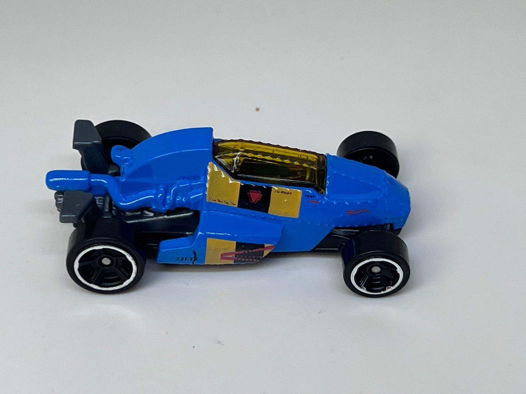 Hot Wheels Modellini d'auto: Hot Wheels 2 Jet Z #217 – Usato da Wildegg venduto da LaaBoutique 1