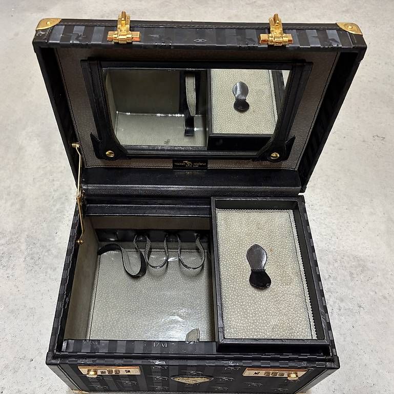 Maison Mollerus Kosmetikkoffer: Maison Mollerus - Beauty case – Gebraucht aus Dietikon von and_7kgs 2