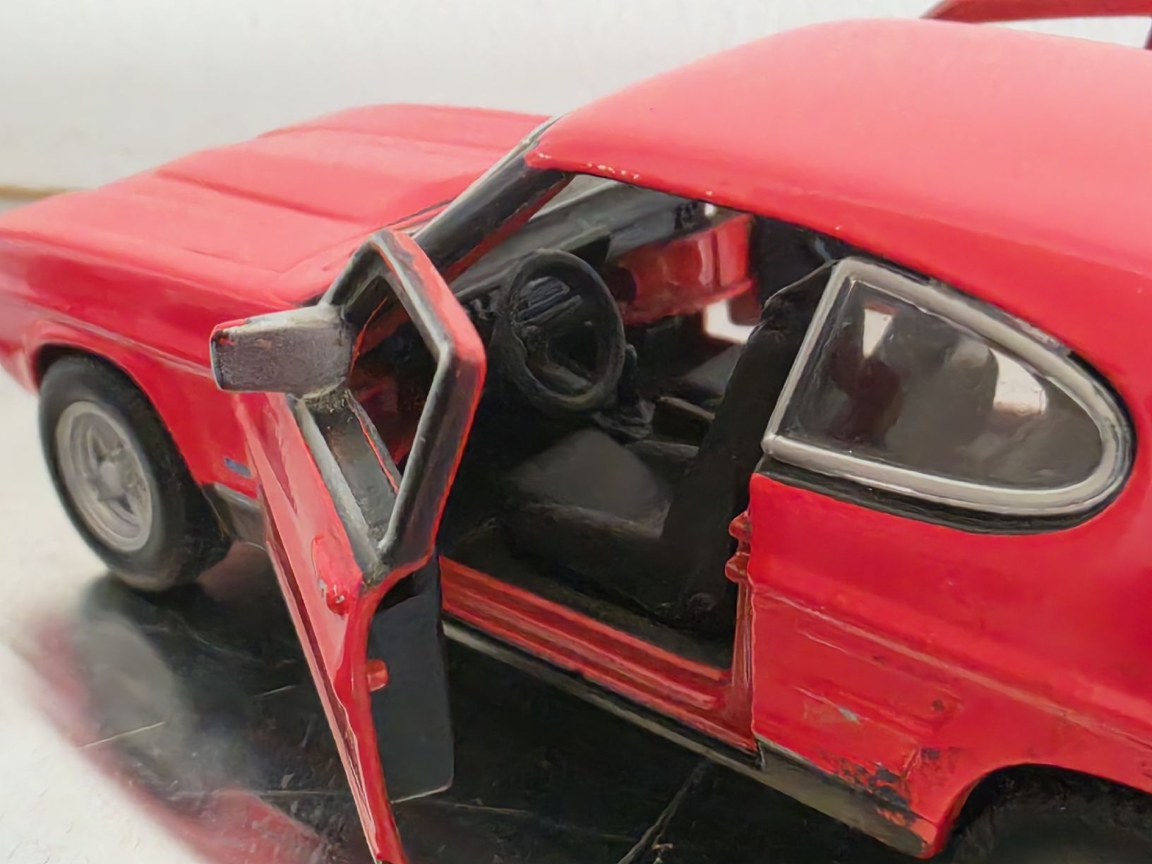 Bburago Modellini d'auto: Model Autos Ford Capri & Bmw 2002tii 1:32 – Usato da zürich venduto da val_yr8v 5