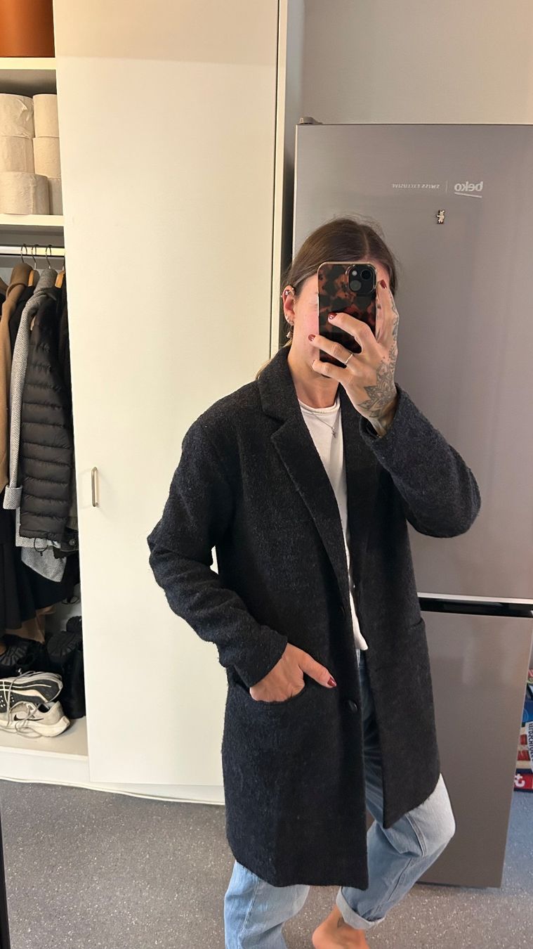 H&M Manteaux: Herbst Mantel Grau – D'occasion à Thun par SelinaW1995 1