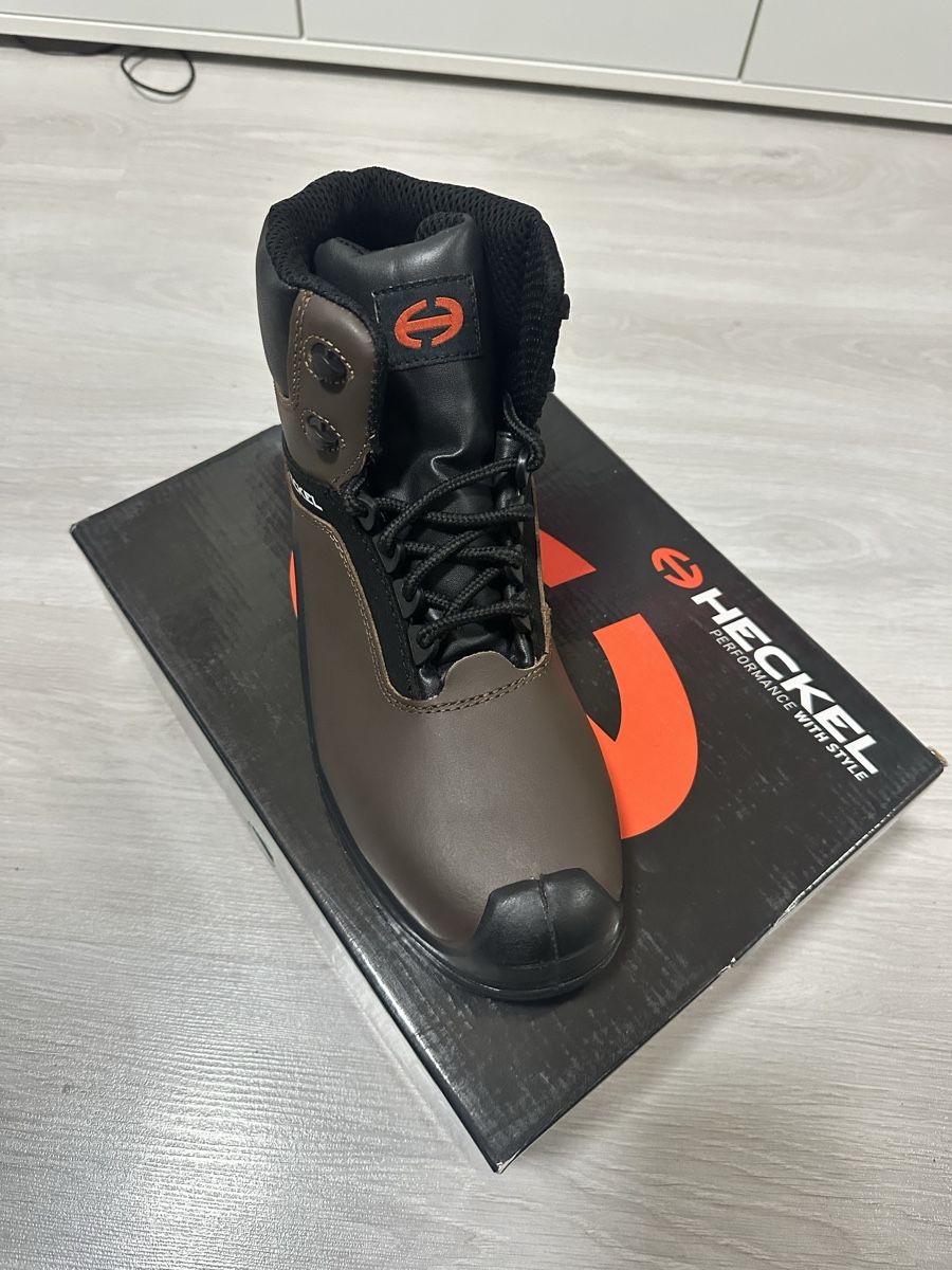 Scarpe da uomo: Heckel Brown Safety Boots - Size 43 – Nuovo e nell'imballaggio originale da FRIBOURG venduto da Oliveira94 2