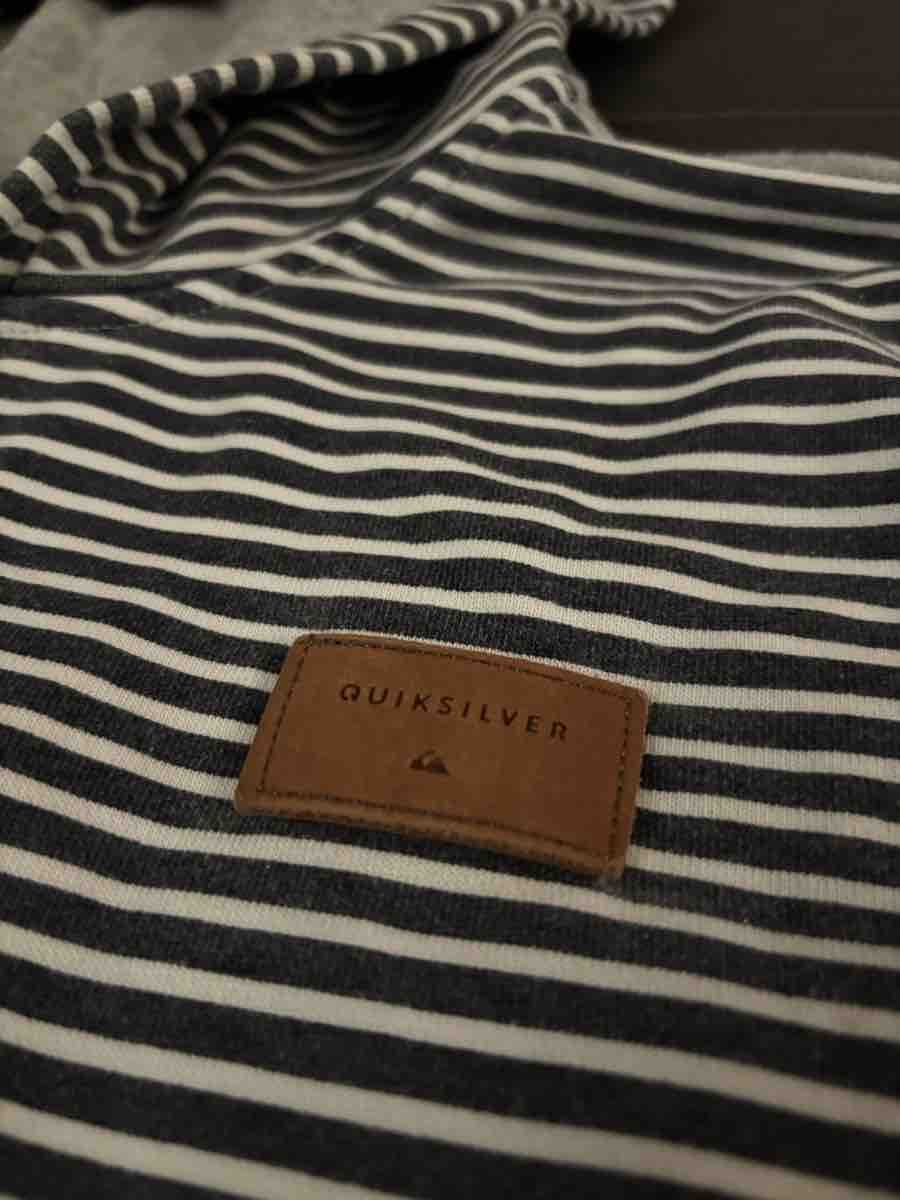 Quiksilver Maglioni & Felpe: Quiksilver Kapuzenpullover Herren Grösse M Grau – Usato da Murten venduto da dav_8sbz 1