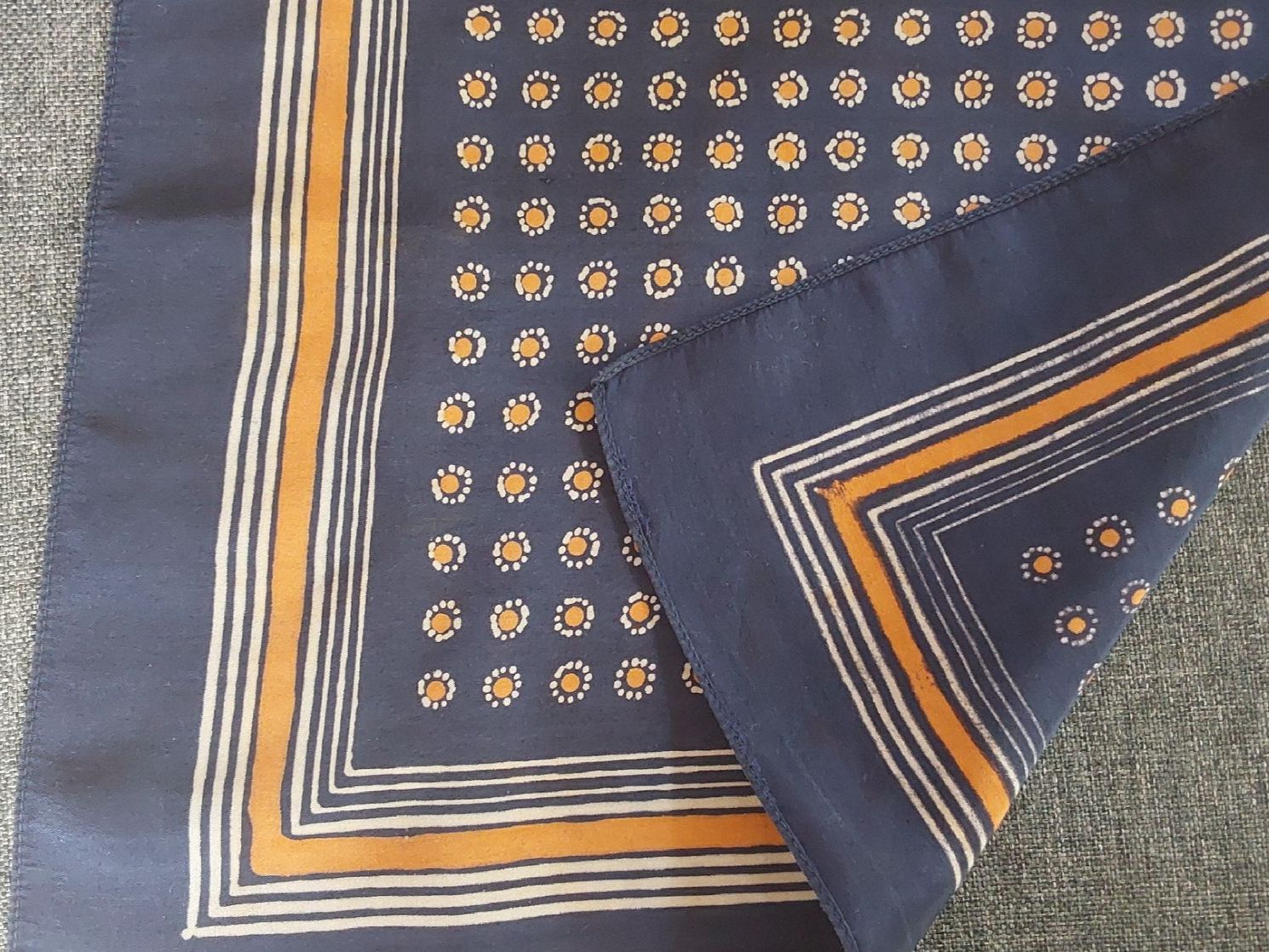 Foulards & écharpes: Pochettli Einstecktuch Seide – Neuf (Voir description) à Köniz par scopello12 1