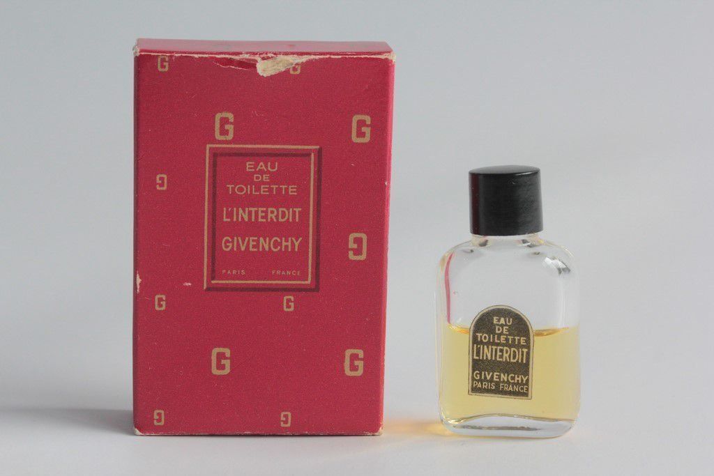 Givenchy Profumi & Eau de Toilette: GIVENCHY Flacon miniature L'interdit – Usato da Vandoeuvres venduto da Dom-Tom