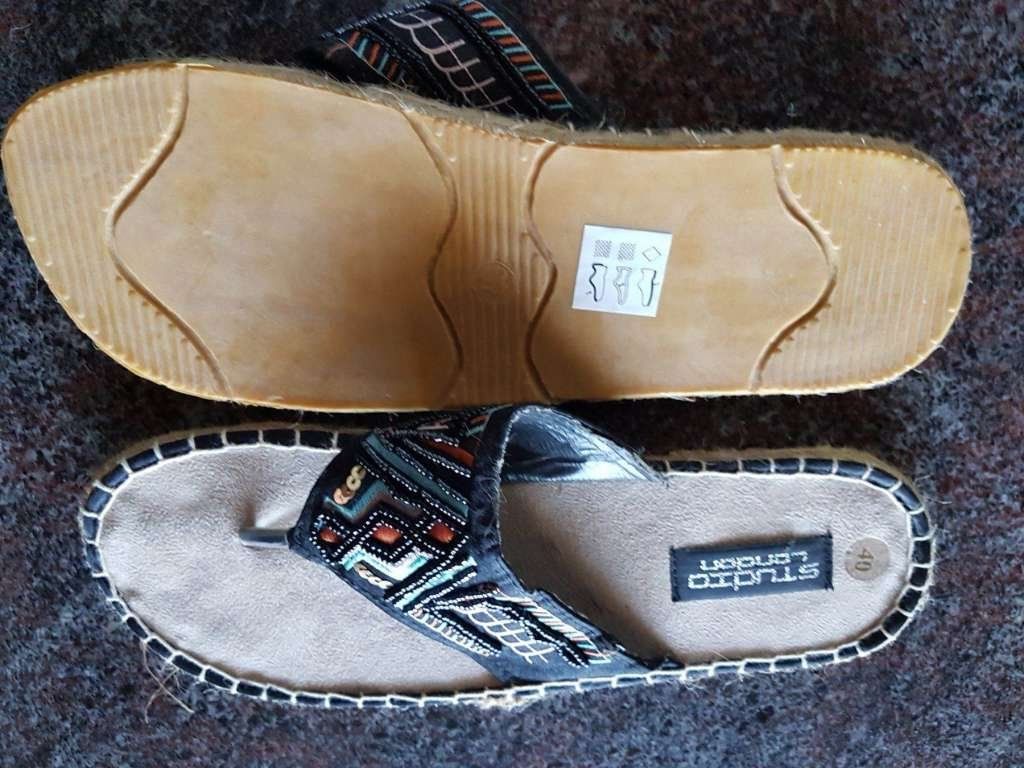 Scarpe da donna: Neue Sommerschuhe 40 – Nuovo (secondo la descrizione) da Bätterkinden venduto da Elefantenzoo 2
