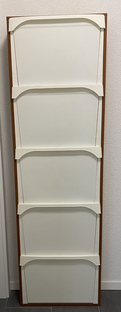Regale: Space-saving shoe rack, good conditions – Gebraucht aus Lausanne von dbe_d5vg 1
