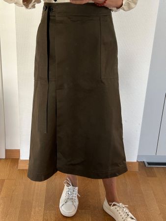 Arket wrap-around olive  Rock aus dicker Baumwolle neu