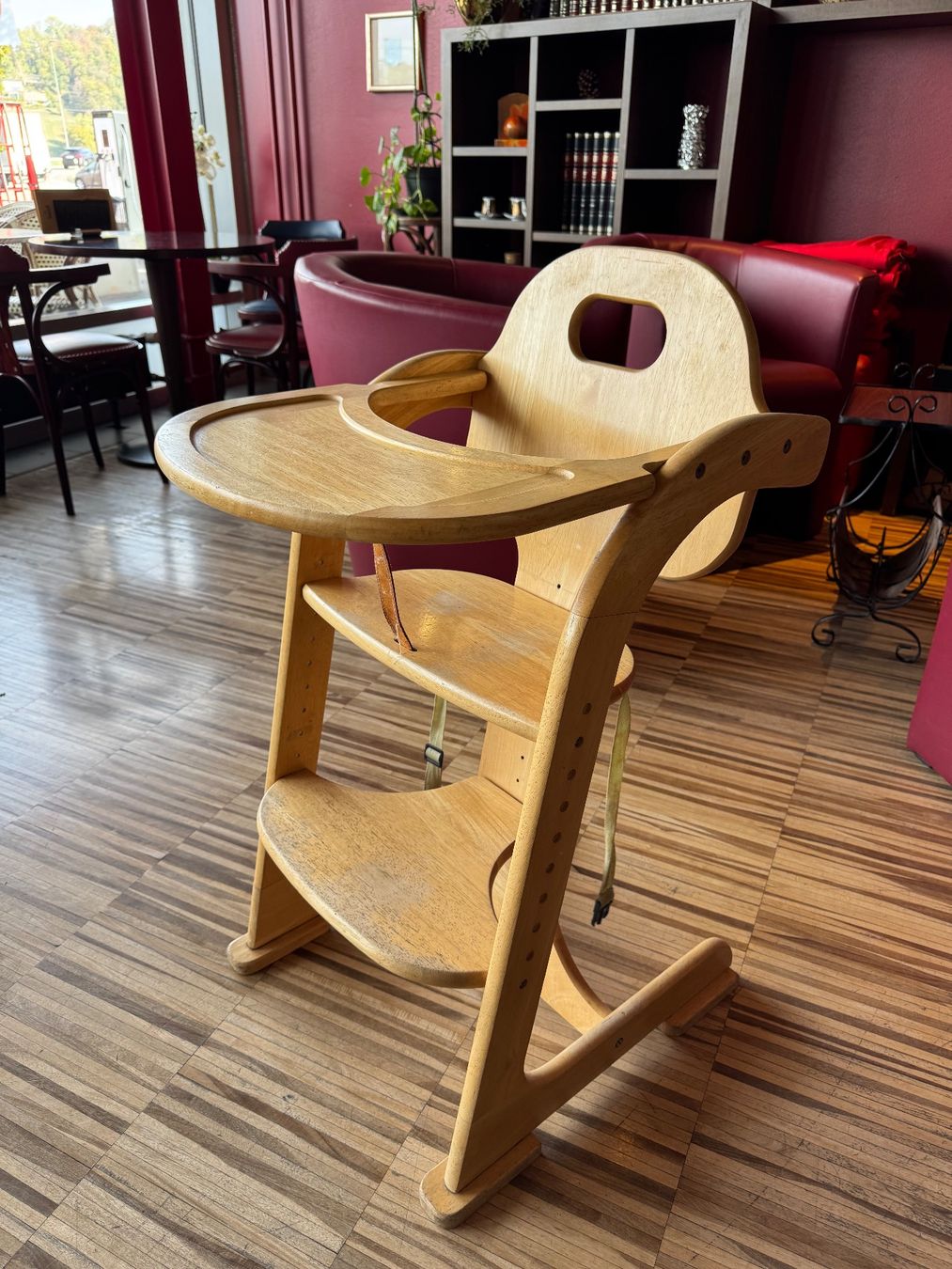 Hochstühle: Trip Trap aus Holz – Gebraucht aus Feusisberg von Foodys 2